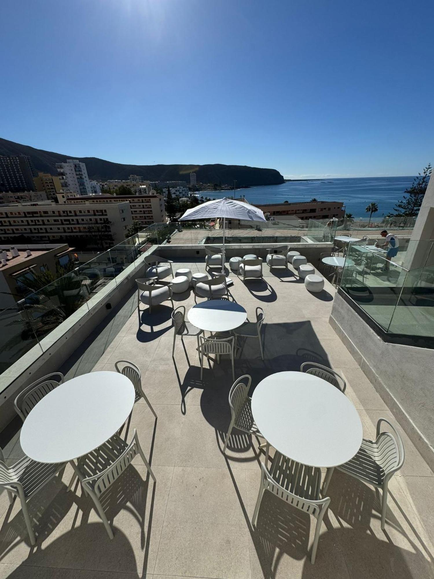 Hotel Reveron Plaza 로스크리스티아노스 외부 사진