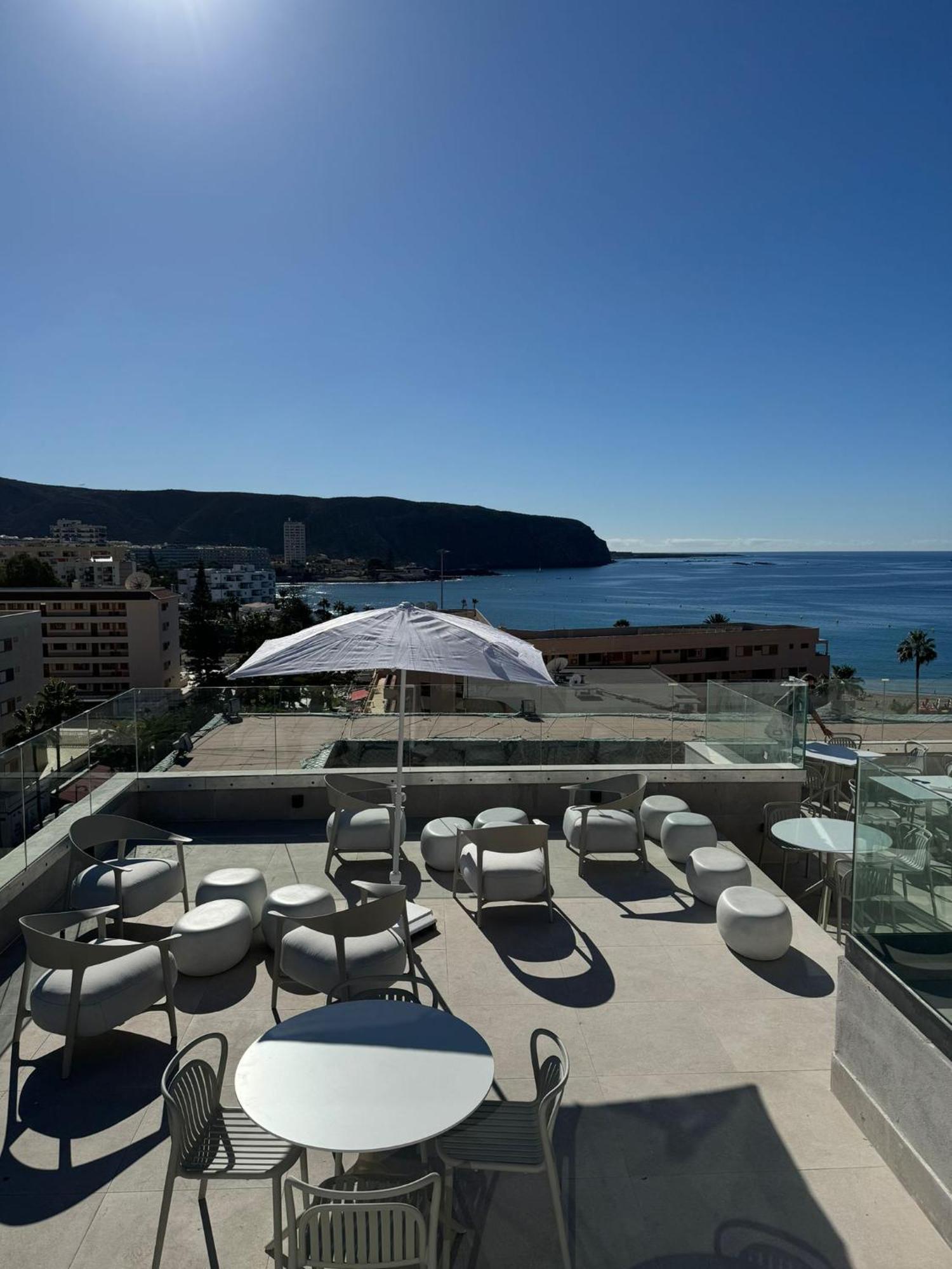 Hotel Reveron Plaza 로스크리스티아노스 외부 사진