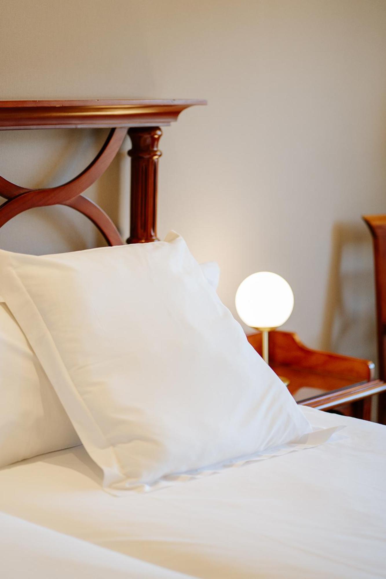 Hotel Reveron Plaza 로스크리스티아노스 외부 사진