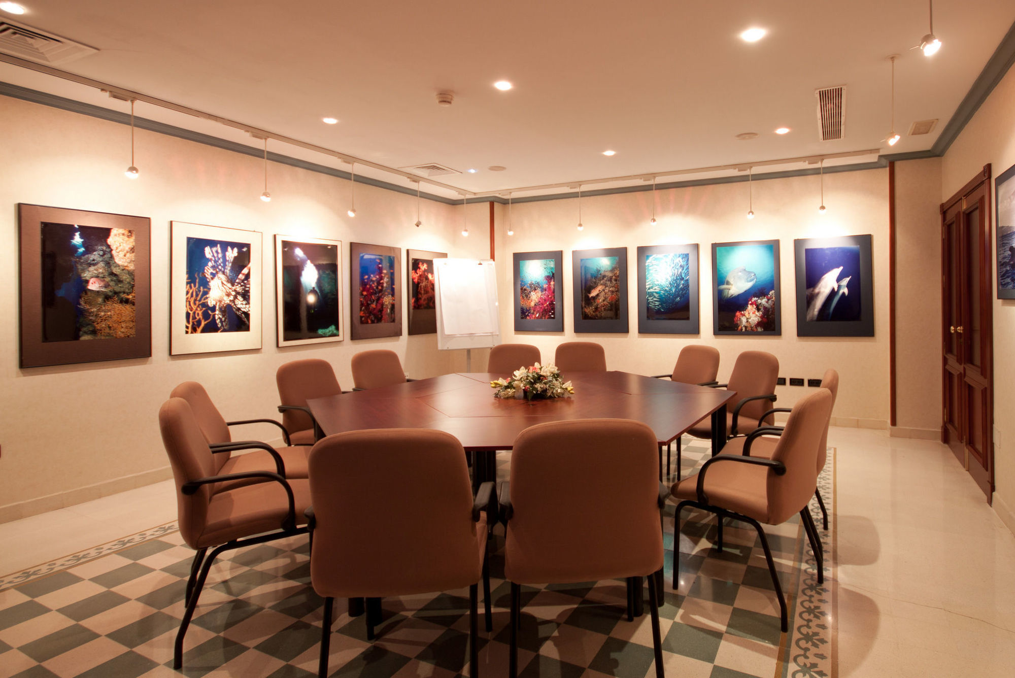 Hotel Reveron Plaza 로스크리스티아노스 외부 사진